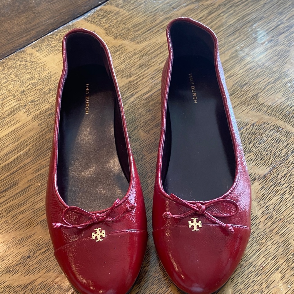 Tory Burch Burgundy Leather Ballet Flats with Logo Charm